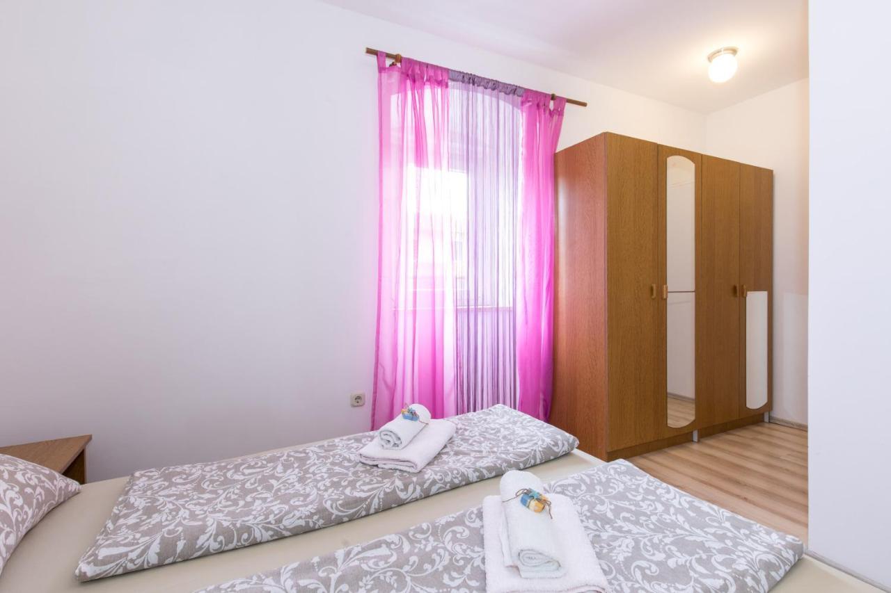 Pape Punat Hotell Exteriör bild